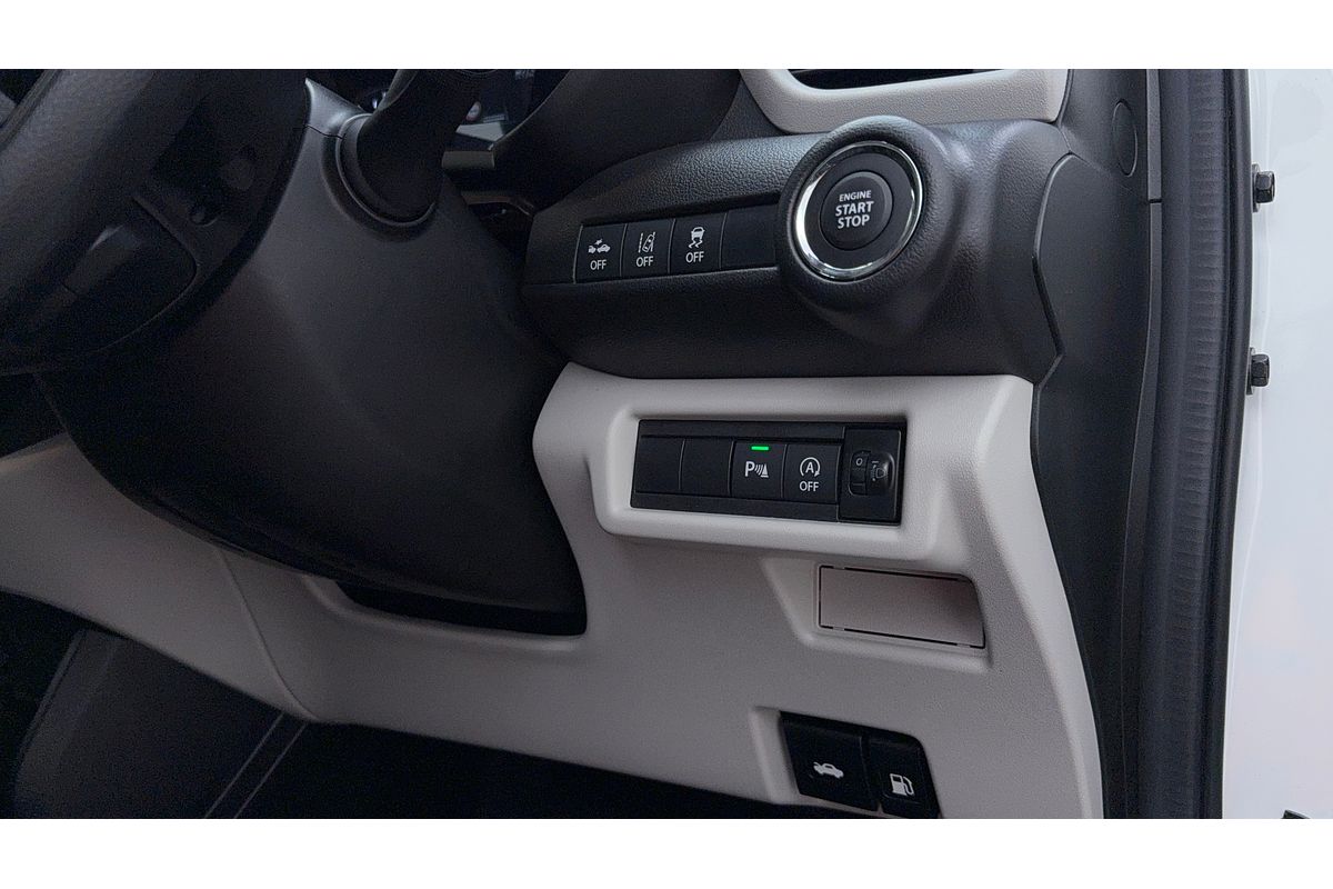 2024 Suzuki Swift Hybrid UZ