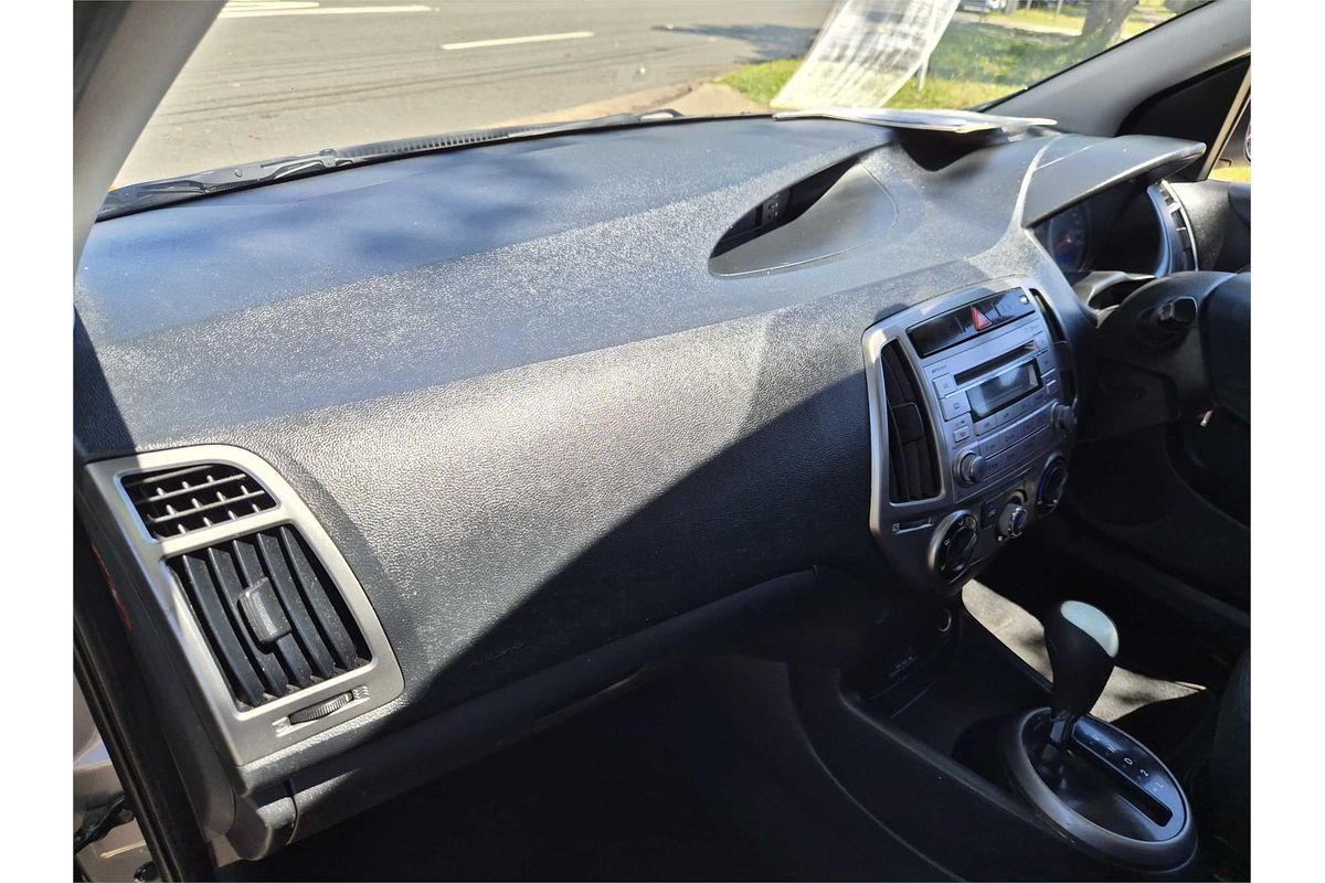 2013 Hyundai i20 Active PB