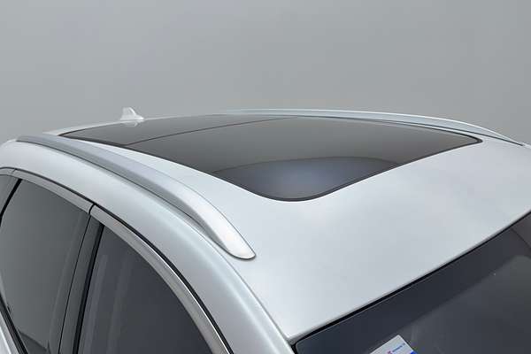 2022 MG HS Essence SAS23