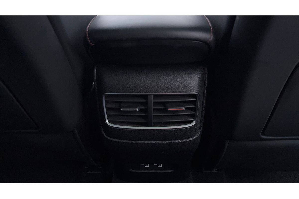 2022 MG HS Essence SAS23