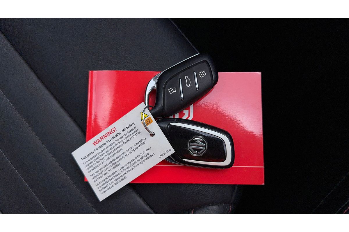 2022 MG HS Essence SAS23