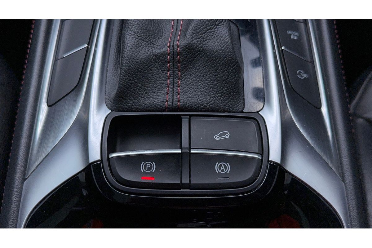 2022 MG HS Essence SAS23