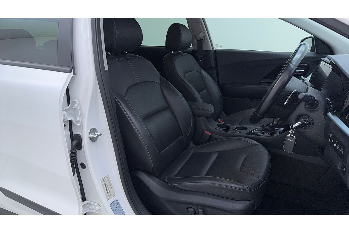 2021 Kia Niro Hybrid Sport DE