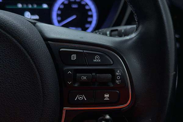 2021 Kia Niro Hybrid Sport DE