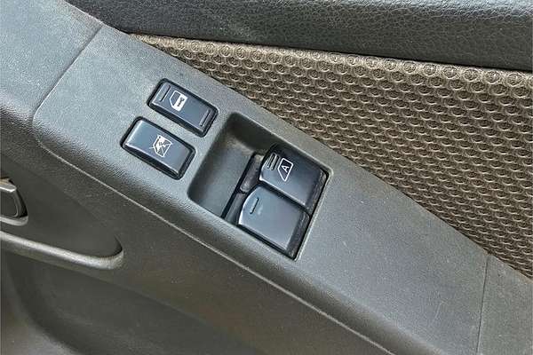 2012 Nissan Navara ST-X D40 Series 6 4X4