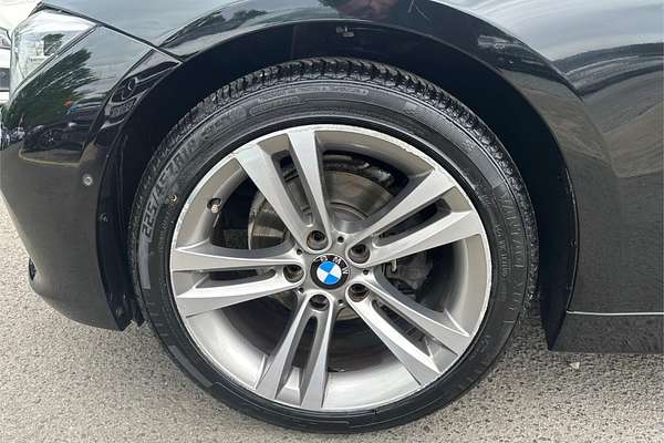 2017 BMW 3 18i SPORT LINE F30 LCI
