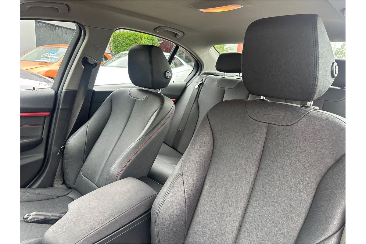 2017 BMW 3 18i SPORT LINE F30 LCI