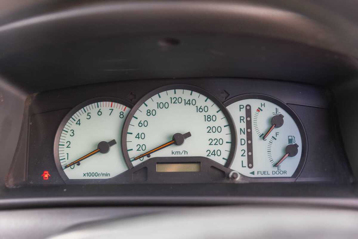2006 Toyota Corolla Conquest ZZE122R