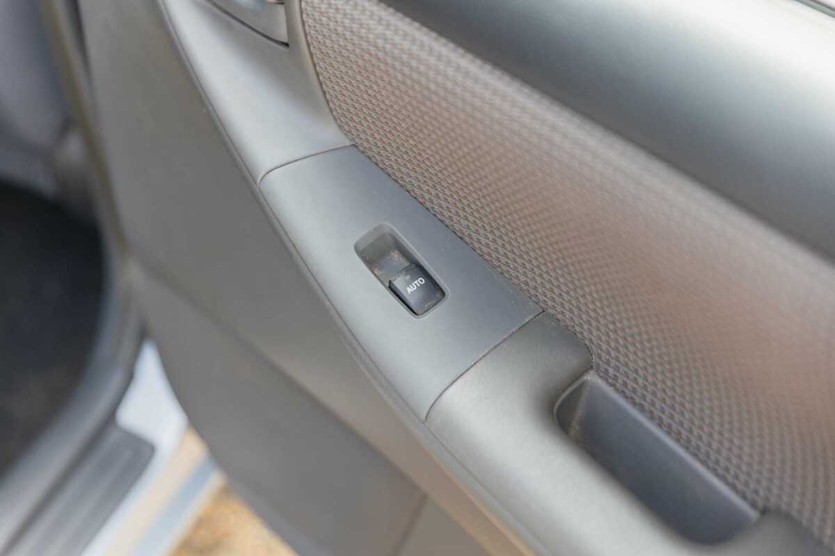 2006 Toyota Corolla Conquest ZZE122R