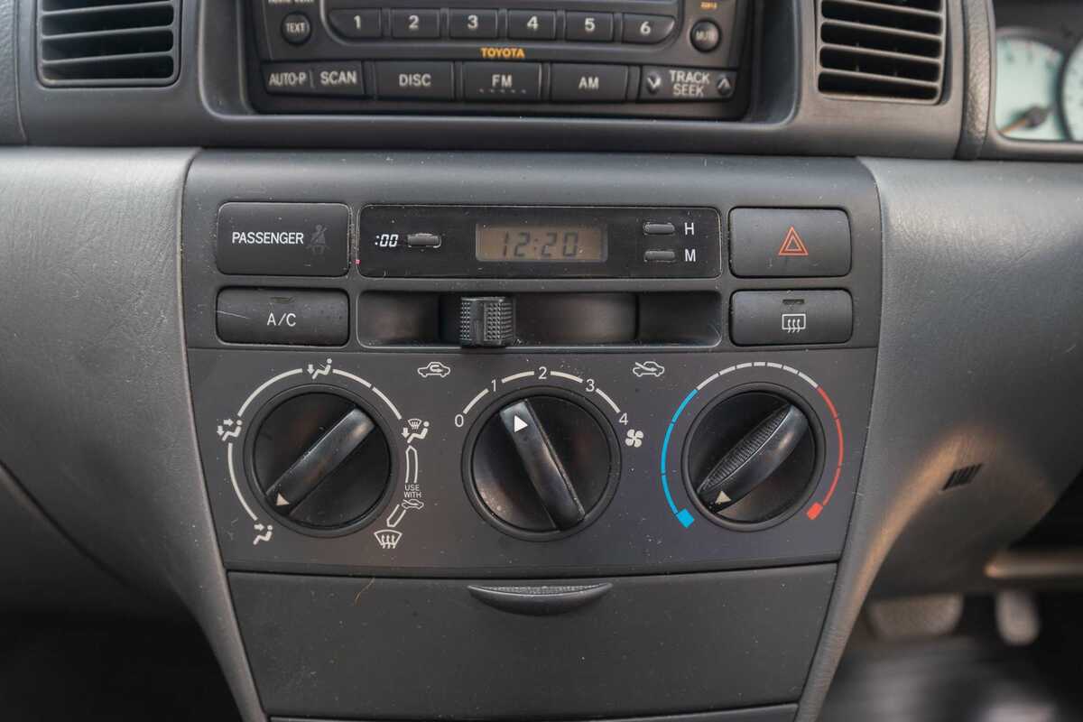 2006 Toyota Corolla Conquest ZZE122R