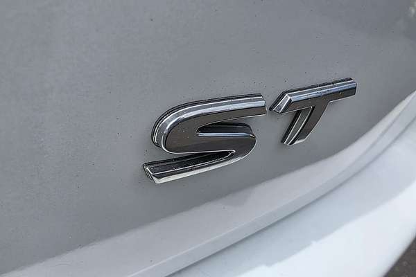 2016 Nissan Pathfinder ST R52 Series II