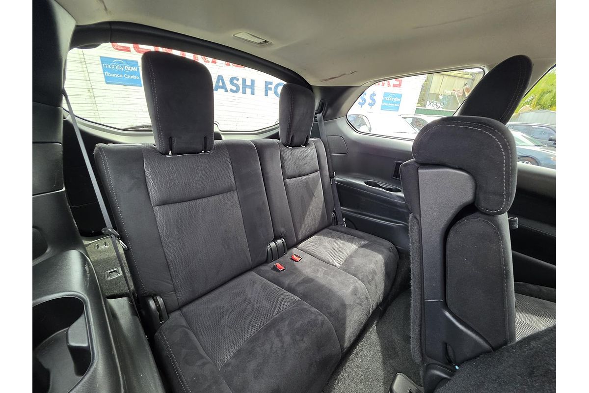 2016 Nissan Pathfinder ST R52 Series II