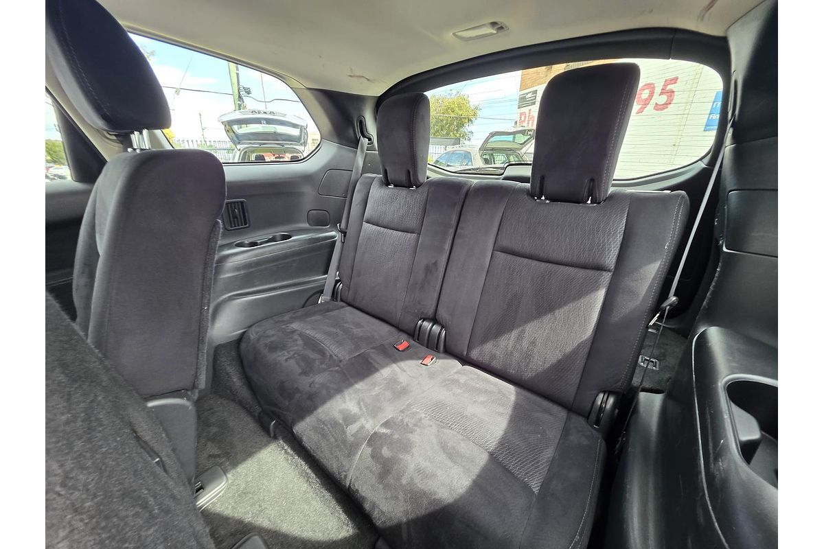 2016 Nissan Pathfinder ST R52 Series II