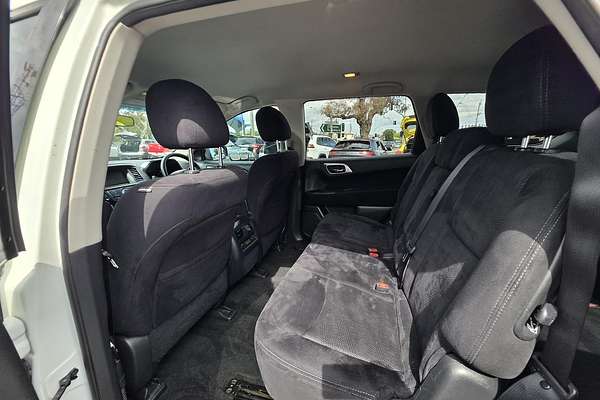 2016 Nissan Pathfinder ST R52 Series II