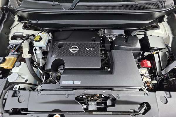 2016 Nissan Pathfinder ST R52 Series II