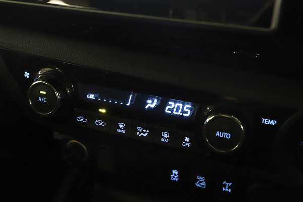 2019 Toyota Hilux SR5 GUN126R 4X4