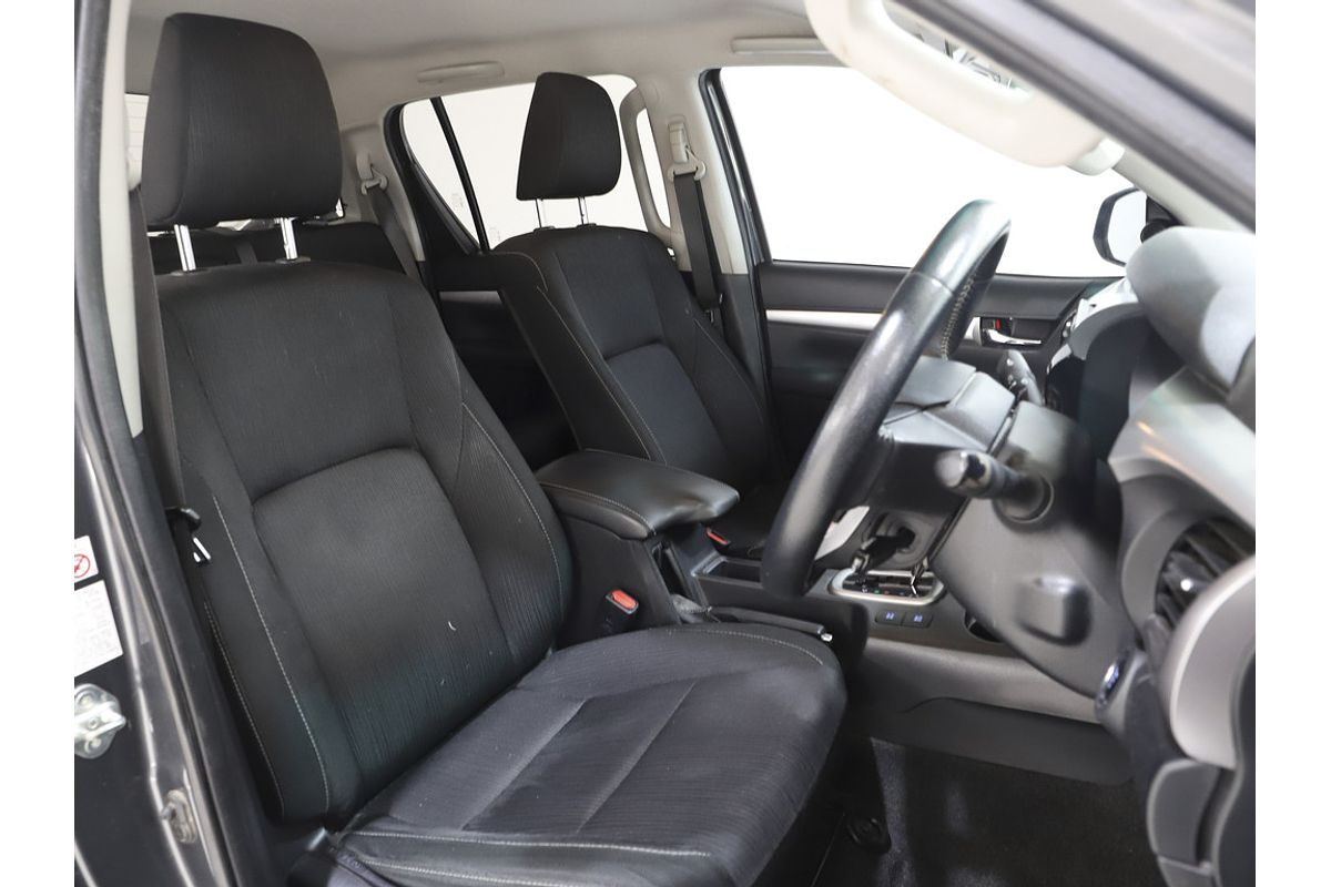 2019 Toyota Hilux SR5 GUN126R 4X4