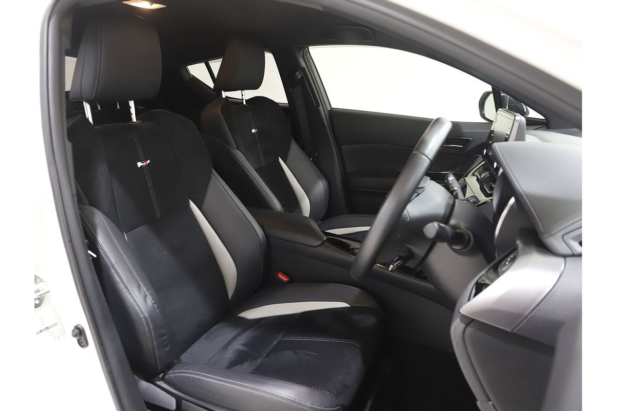 2021 Toyota C-HR GR Sport ZYX10R