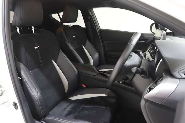 2021 Toyota C-HR GR Sport ZYX10R