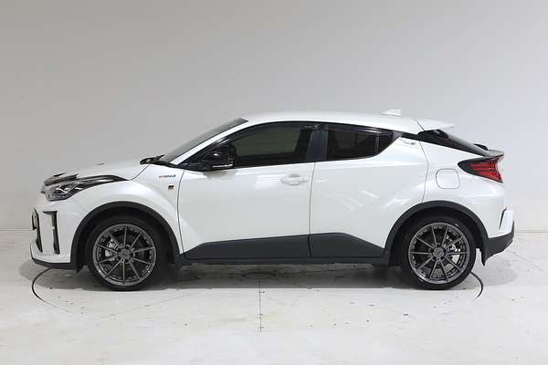 2021 Toyota C-HR GR Sport ZYX10R