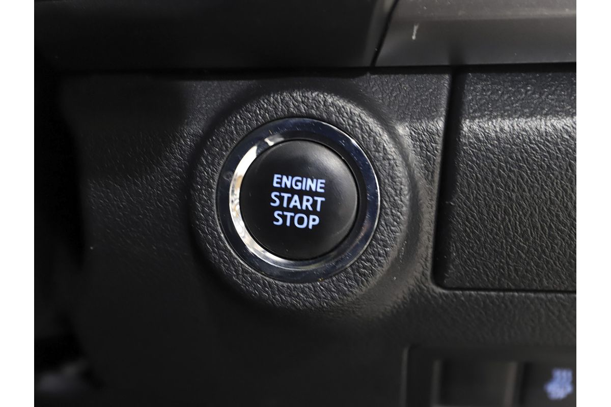 2017 Toyota Hilux SR5 GUN126R 4X4