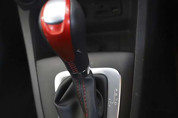 2015 Renault Clio R.S. 200 Sport IV B98