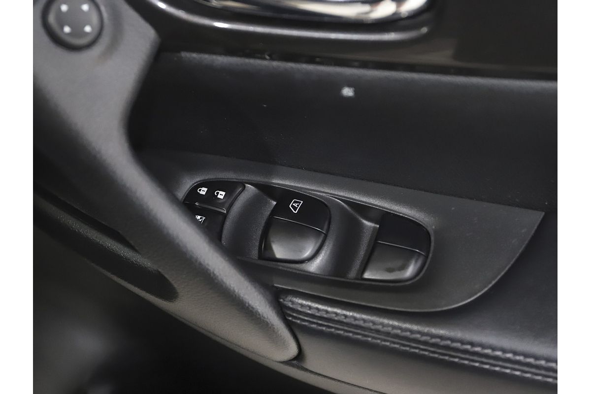 2021 Nissan X-TRAIL ST-L T32