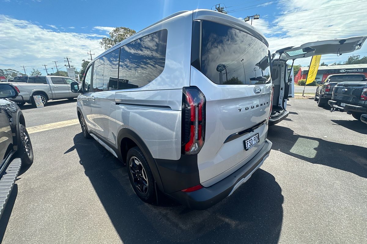 2024 Ford Tourneo Active AV SWB