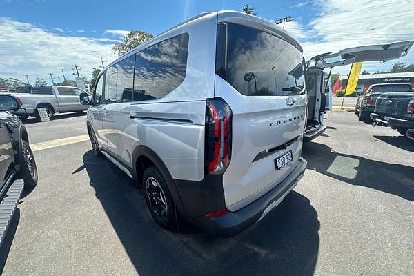 2024 Ford Tourneo Active AV SWB