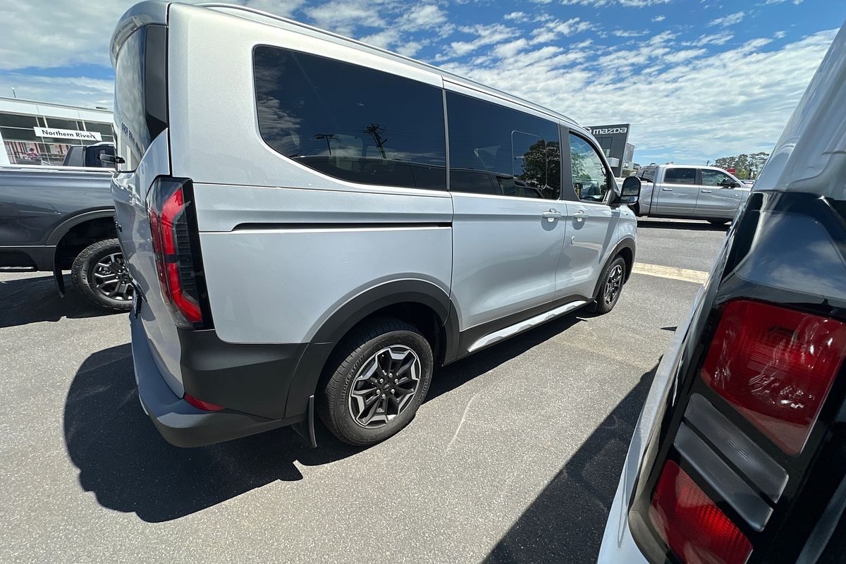 2024 Ford Tourneo Active AV SWB