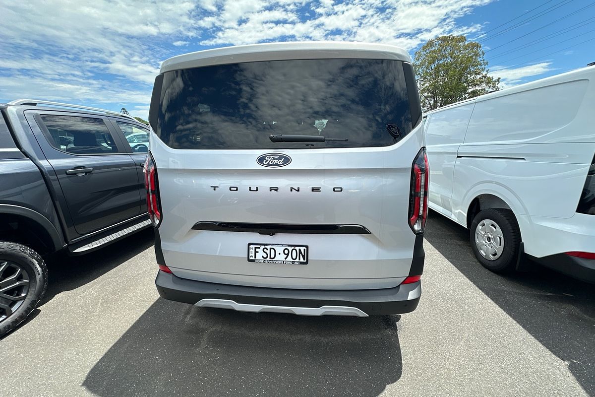 2024 Ford Tourneo Active AV SWB