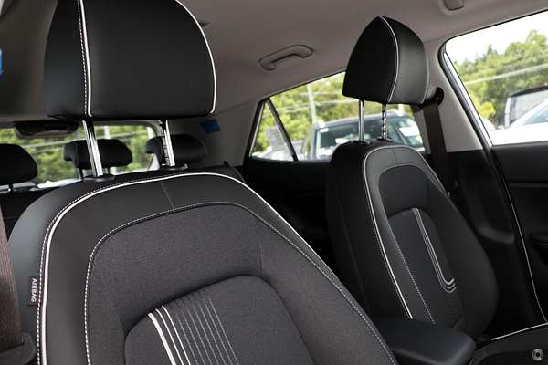 2025 Hyundai Venue Active QX.V5