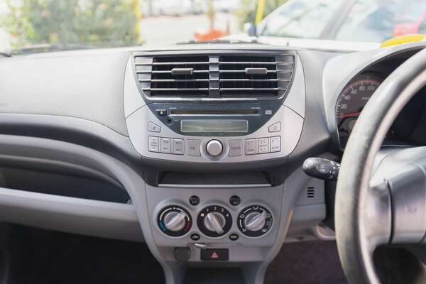 2012 Suzuki Alto GL GF
