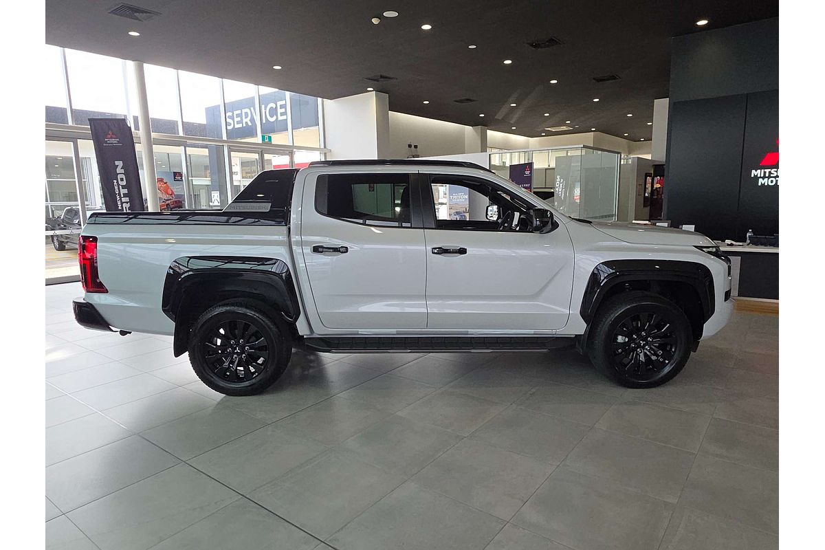 2025 Mitsubishi Triton GSR MV 4X4