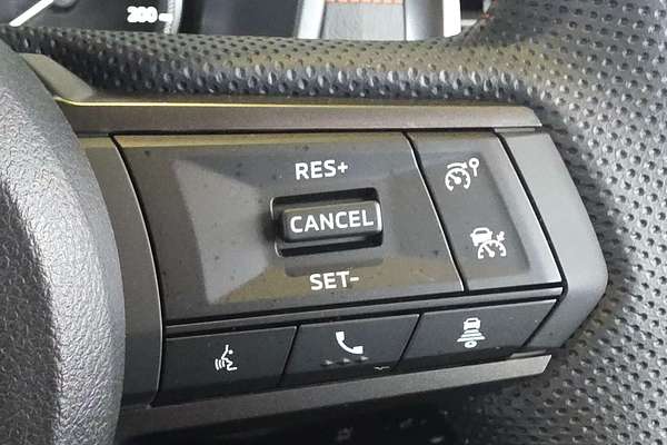 2025 Mitsubishi Triton GSR MV 4X4