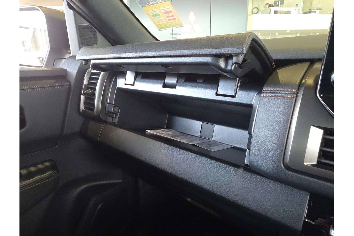 2025 Mitsubishi Triton GSR MV 4X4