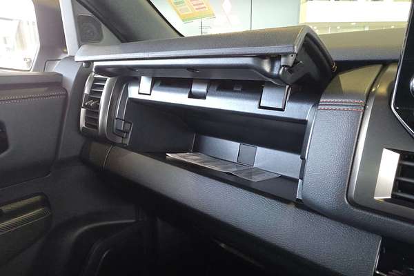 2025 Mitsubishi Triton GSR MV 4X4