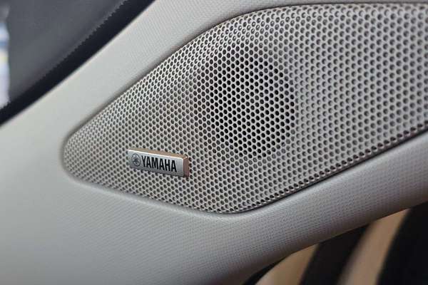 2025 Mitsubishi Outlander ES ZM