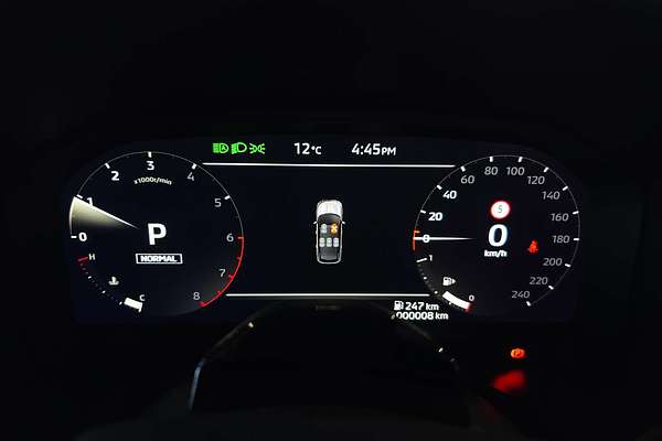 2025 Mitsubishi Outlander ES ZM