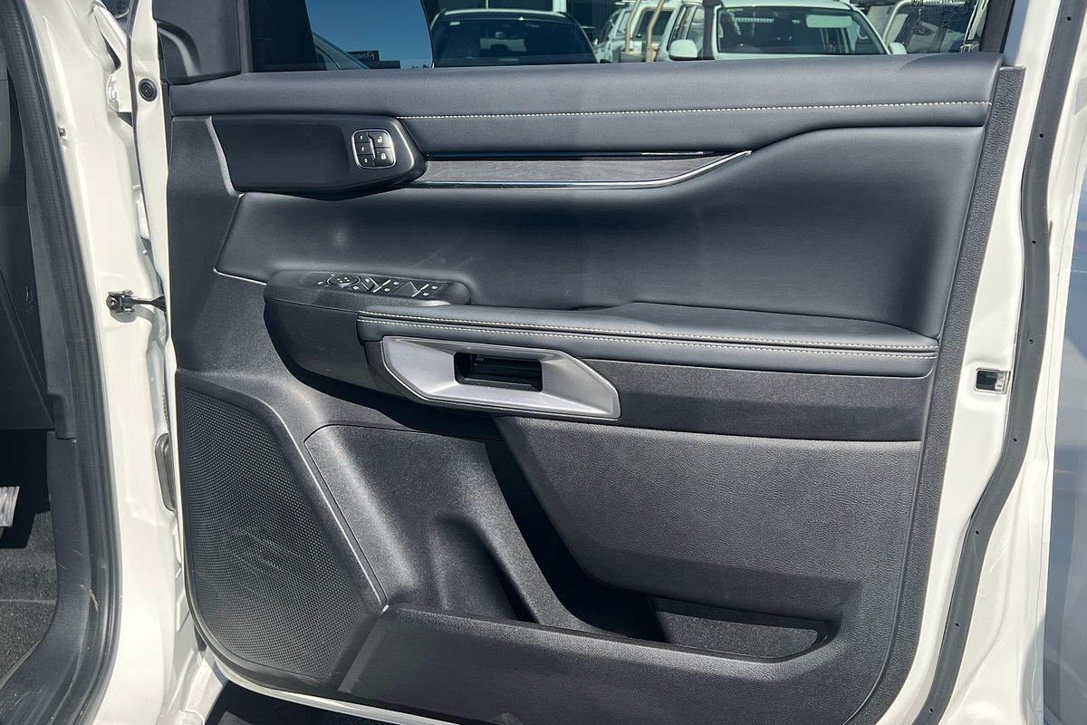 2025 Ford Everest Platinum 3.0L