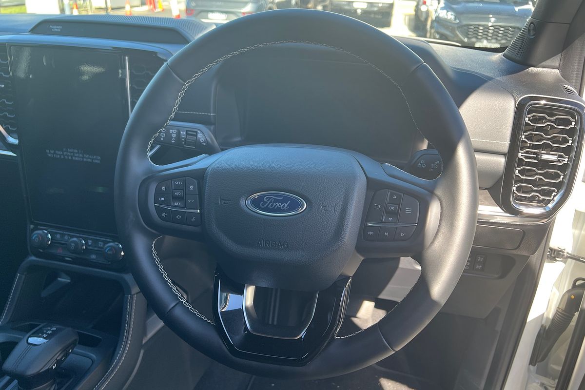 2025 Ford Everest Platinum 3.0L