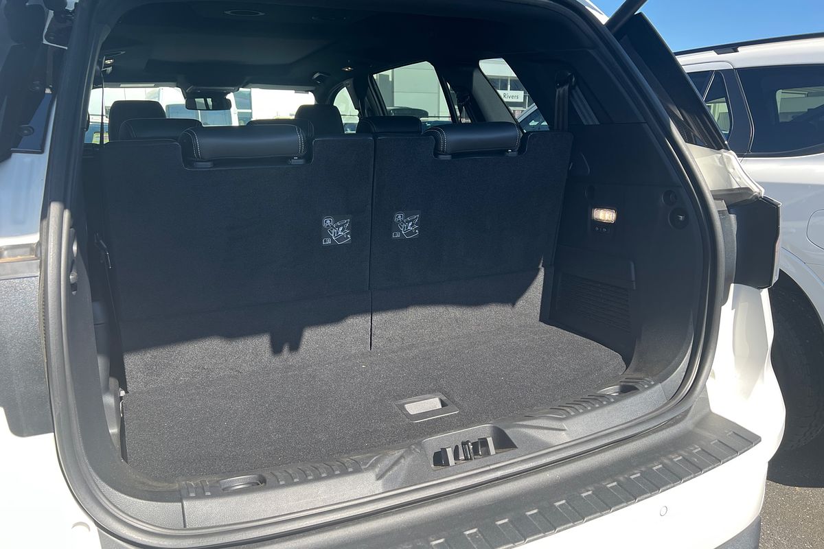 2025 Ford Everest Platinum 3.0L