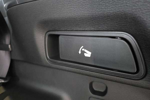 2025 Mitsubishi Outlander LS ZM