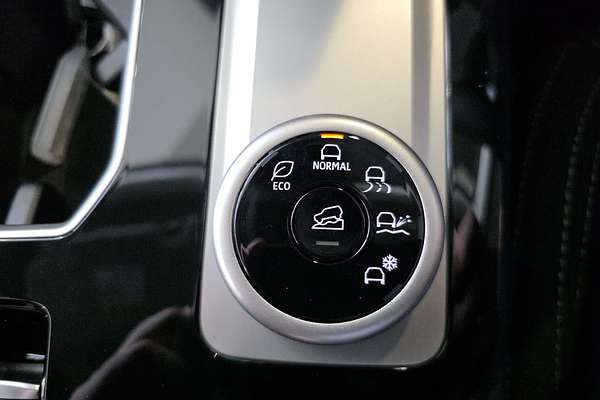 2025 Mitsubishi Outlander LS ZM