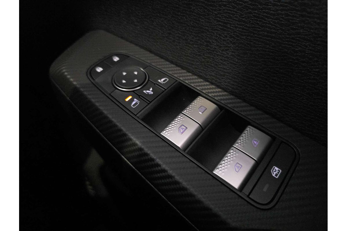 2025 Mitsubishi Outlander LS ZM