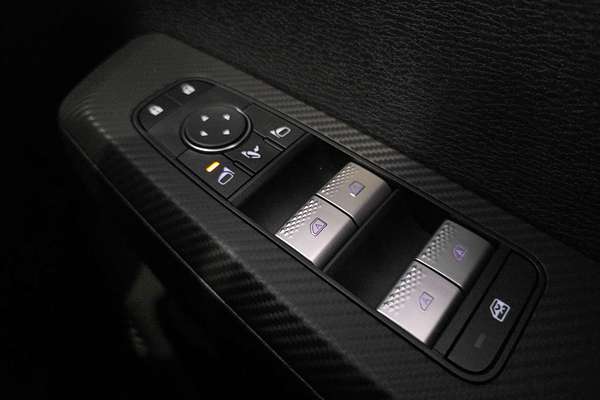 2025 Mitsubishi Outlander LS ZM