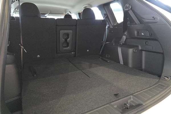 2025 Mitsubishi Outlander LS ZM