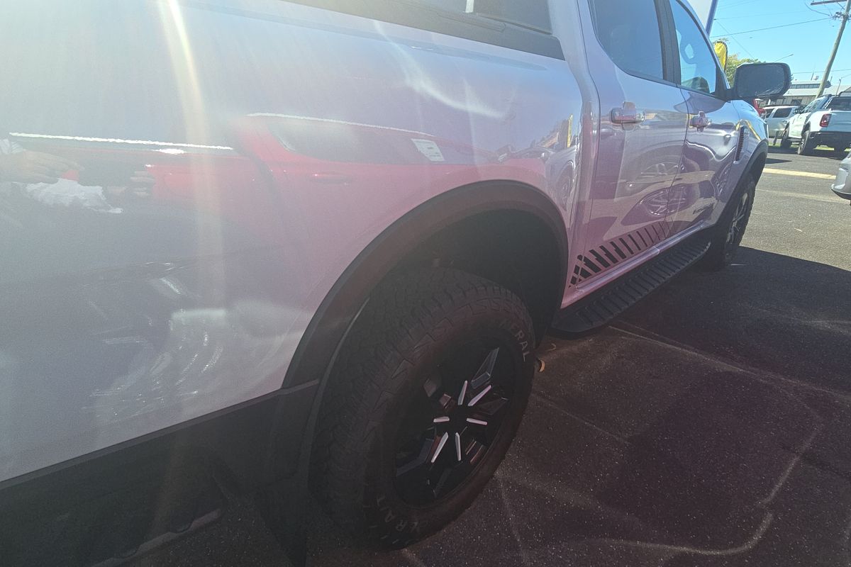 2025 Ford Ranger PHEV Stormtrak 4X4 2.3L