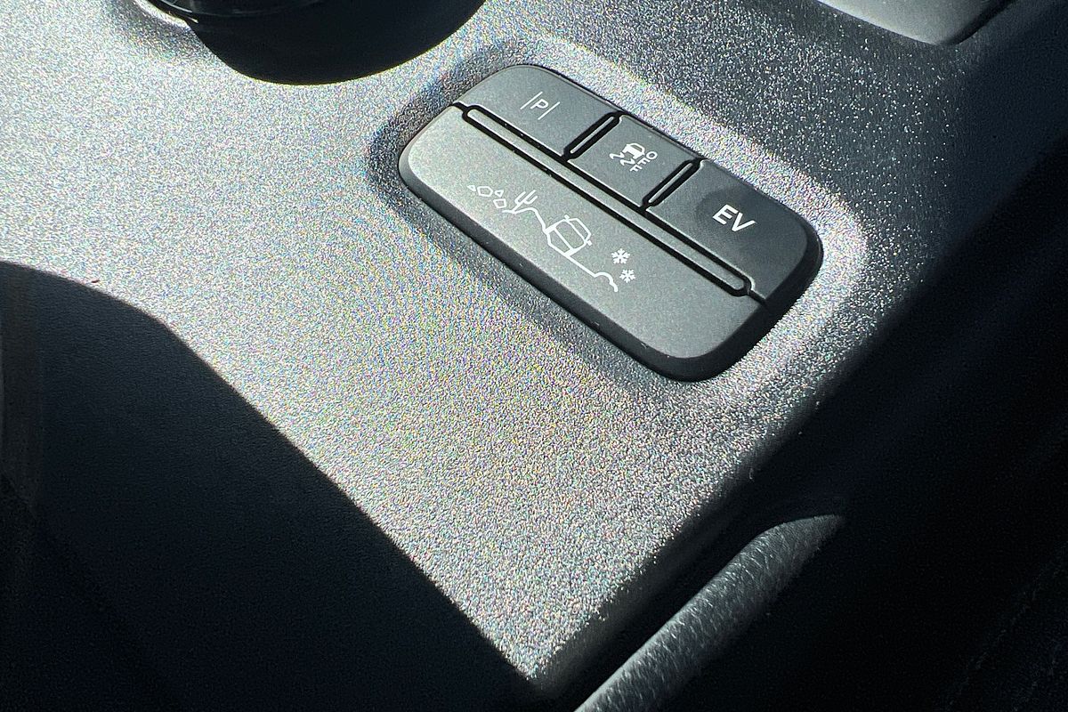 2025 Ford Ranger PHEV XLT 4X4 2.3L