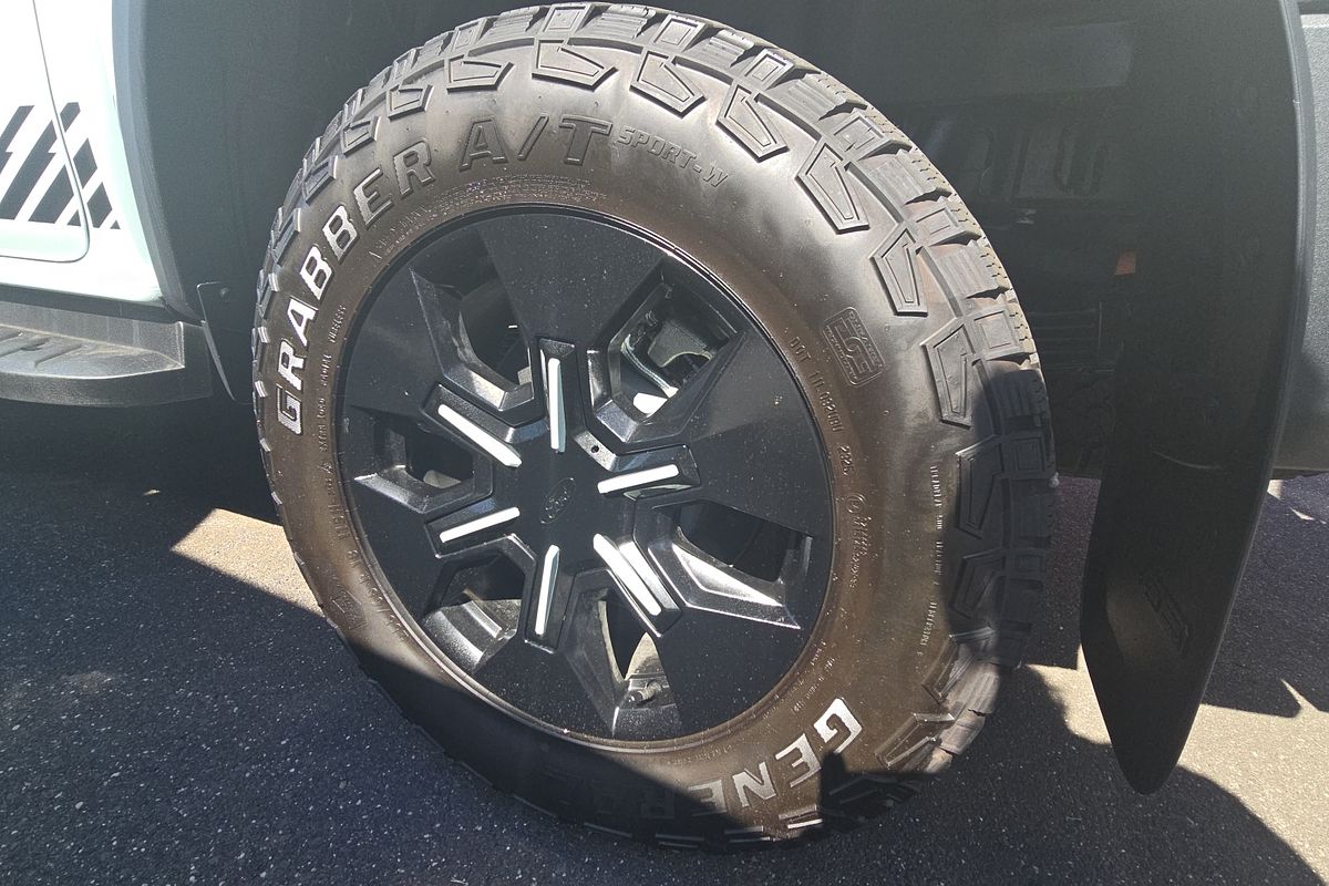 2025 Ford Ranger PHEV Stormtrak 4X4 2.3L